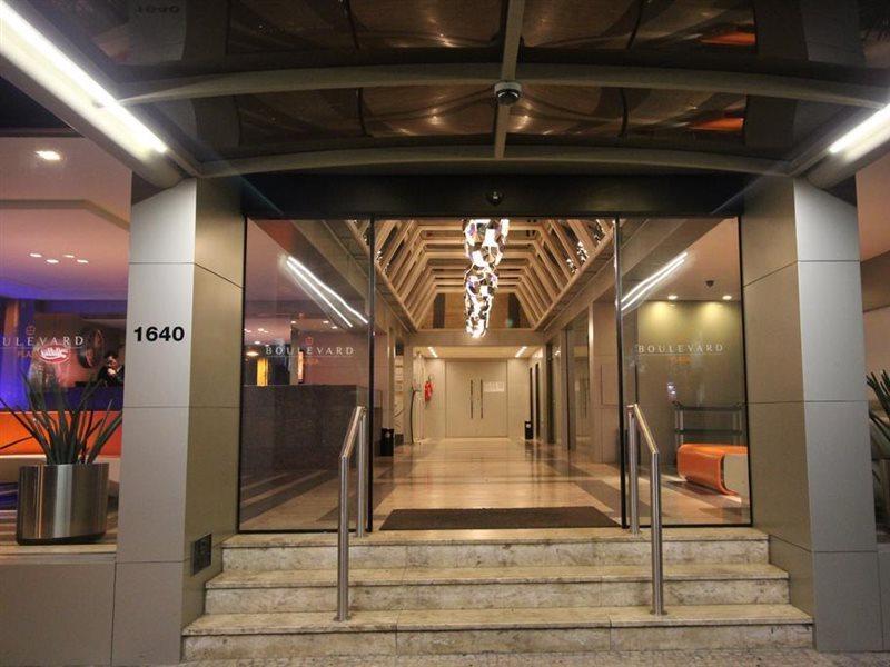Hotel Boulevard Plaza