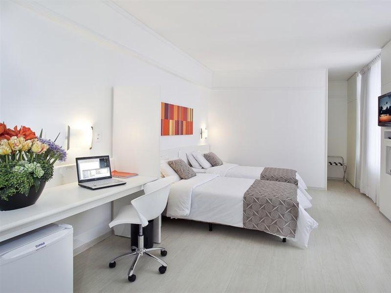 Boulevard Plaza 4*