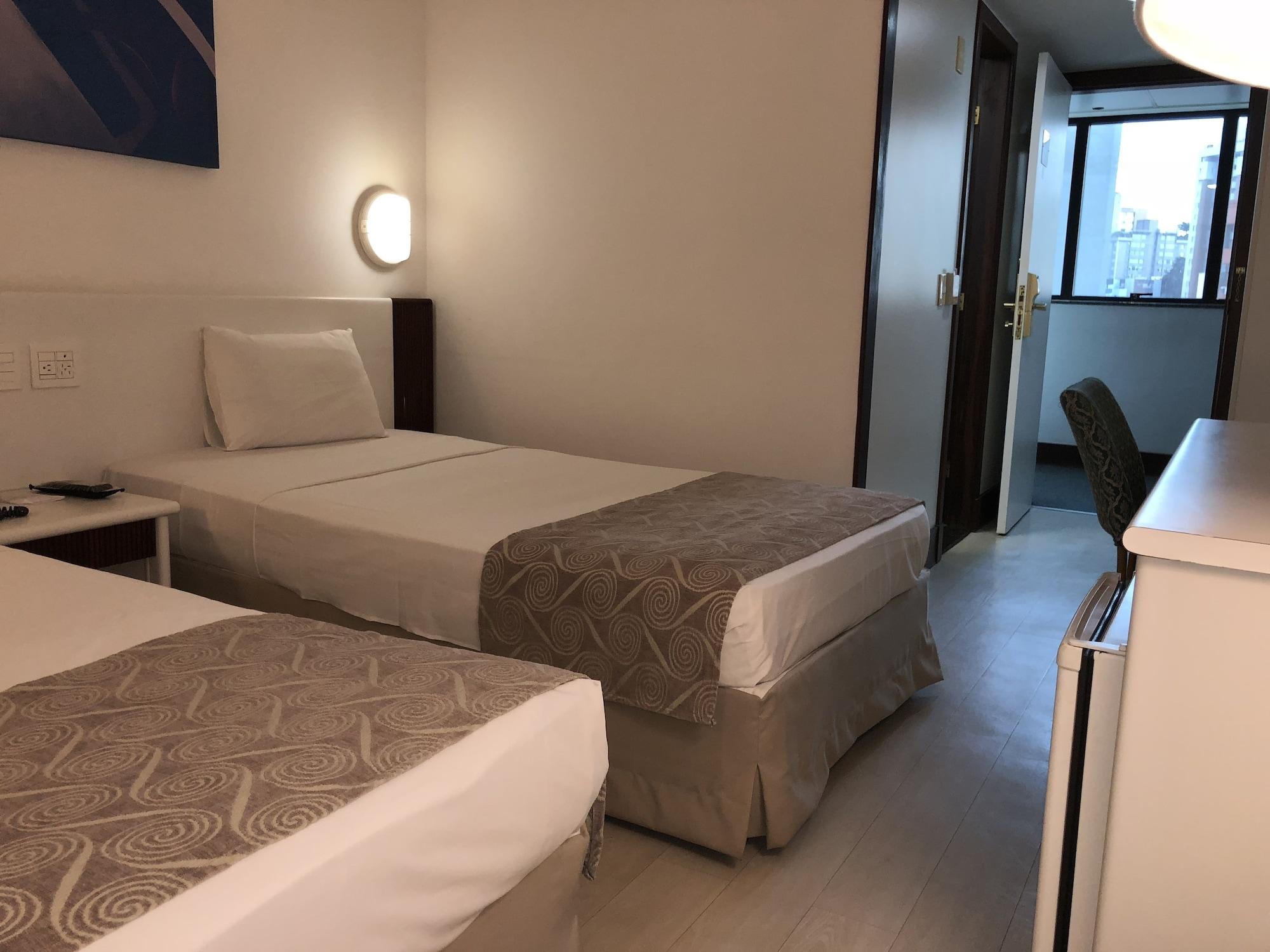 Boulevard Plaza Hotel