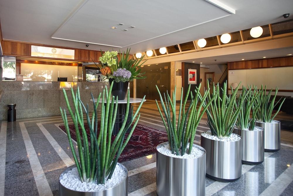 Hotel Boulevard Plaza 4*