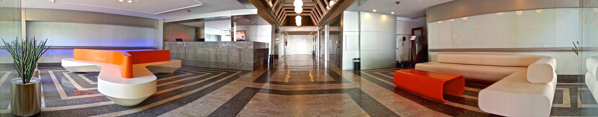 Boulevard Plaza