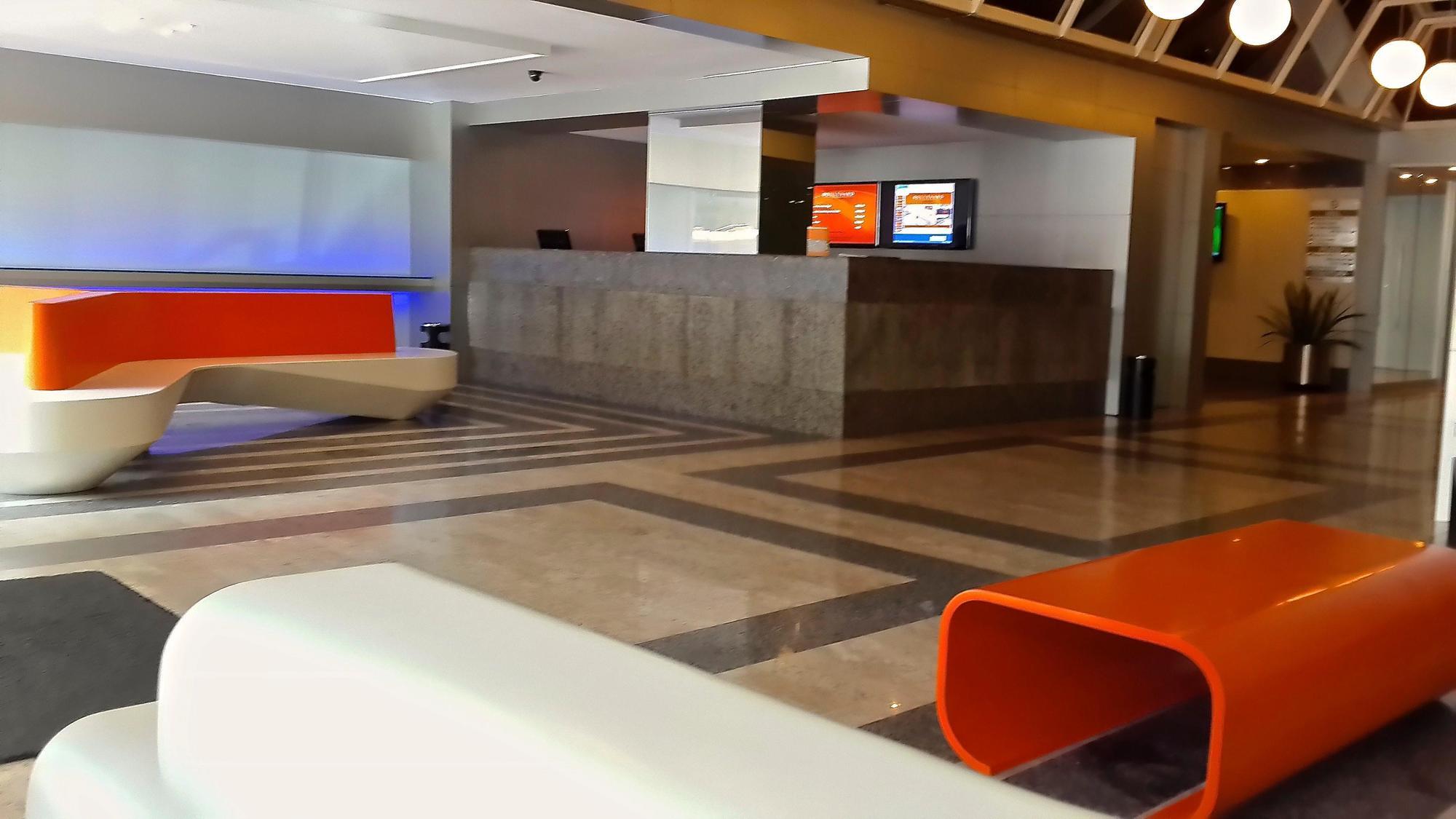 Hotel Boulevard Plaza