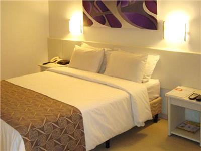 Boulevard Plaza Hotel
